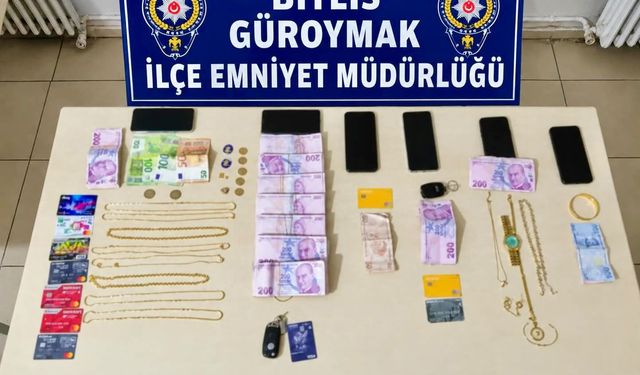 Kuyumculara altın kaplama zincirleri gerçek altın diye sattılar: 6 gözaltı
