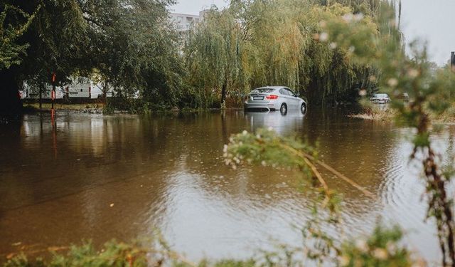 Sel sonrası enfeksiyon riski: Kirli su ve küfe dikkat