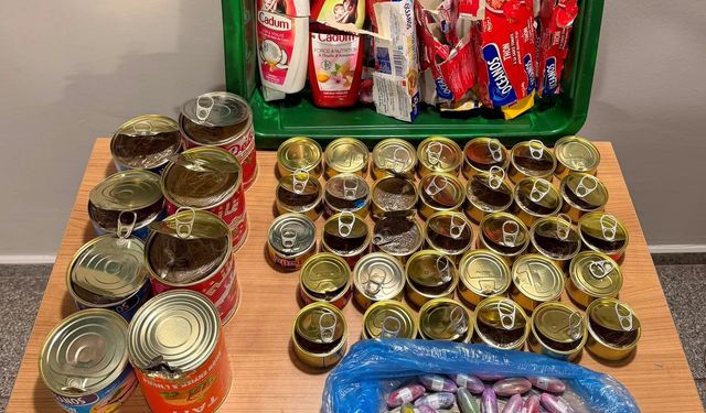 Sabiha Gökçen Havalimanı'nda salça kutusunda uyuşturucu saklayan kurye yakalandı
