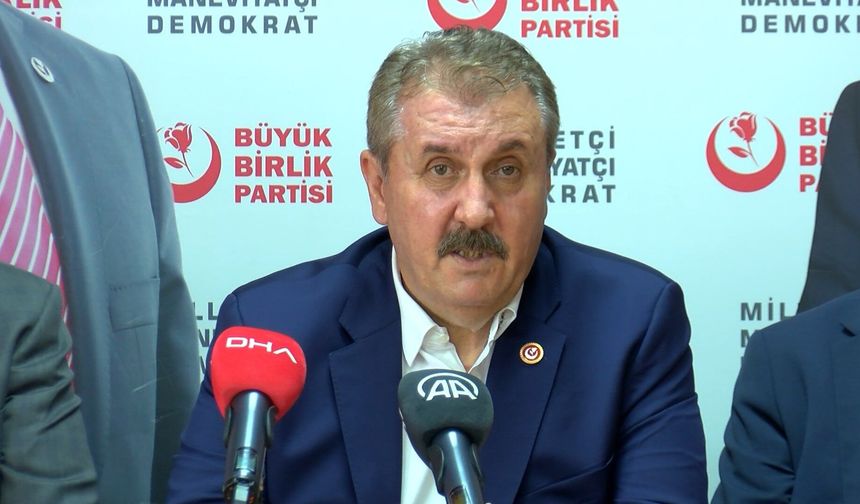 Destici: CHP’deki iç çekişmenin tarafı değiliz