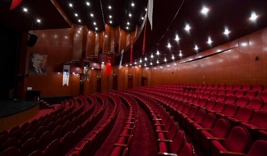 Ankara Büyükşehir şehir tiyatrolarını yeniledi
