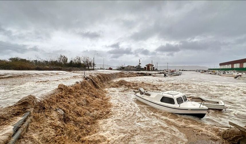 Taşkın risklerine karşı tahmin ve erken uyarı sistemleri devreye alınıyor