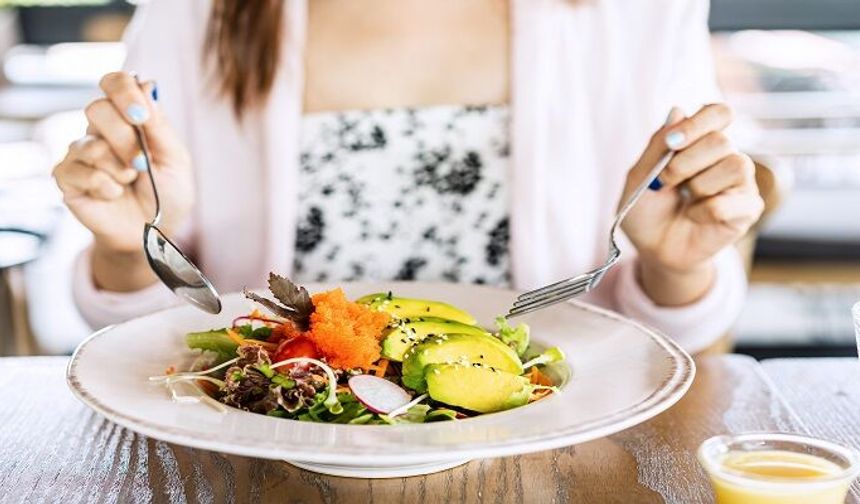 Yanlış beslenme beyni yaşlandırıyor