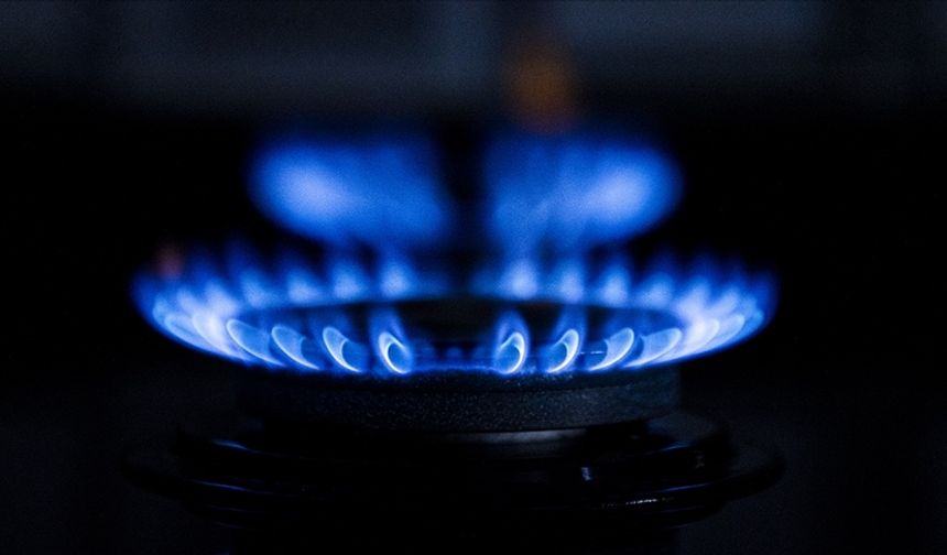 Azerbaycan ile 33 milyar metreküplük yeni doğal gaz anlaşması