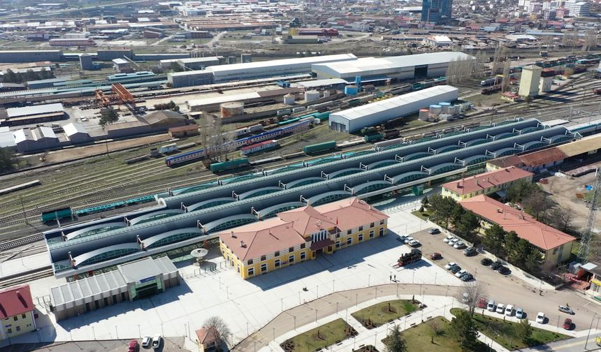 Ankara - Sivas hızlı treni 1 yaşında