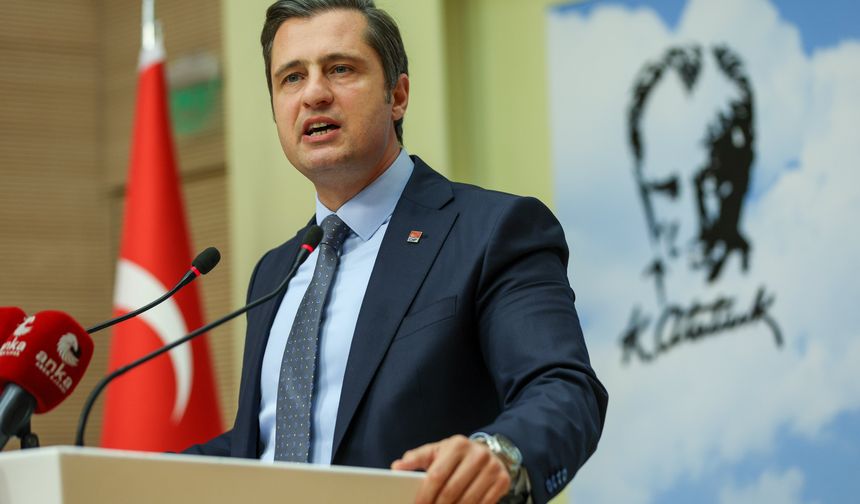 CHP Sözcüsü Yücel, MYK gündemine ilişkin basın toplantısı düzenledi