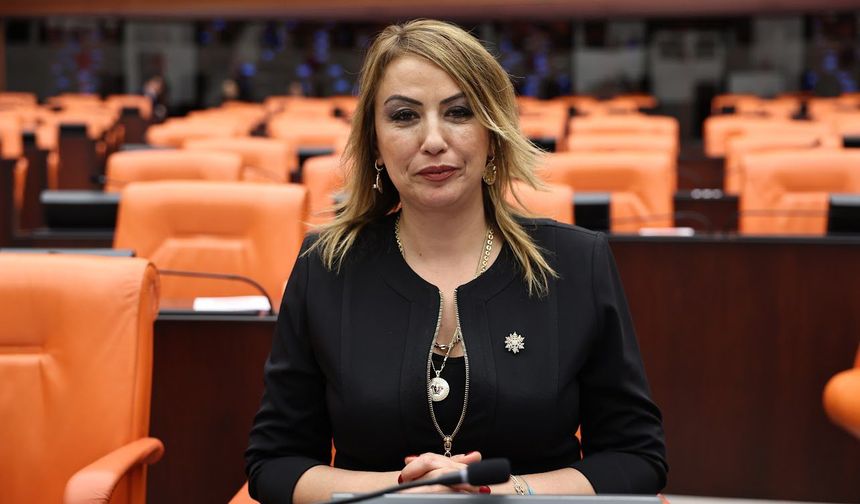 CHP’li Yıldırım Kara: Deprem ile ‘Türkiye Yüzyılı’ reklamı da yıkıldı