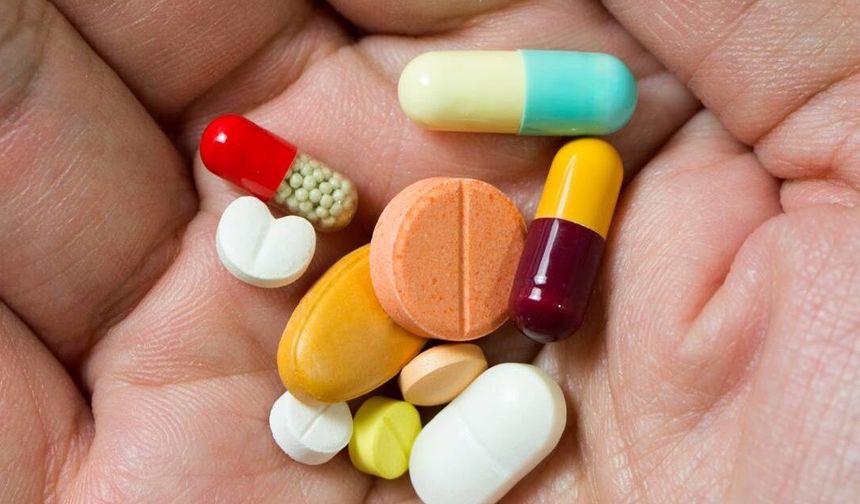 ‘Bilinçsiz vitamin kullanımı sağlığı riske atıyor’