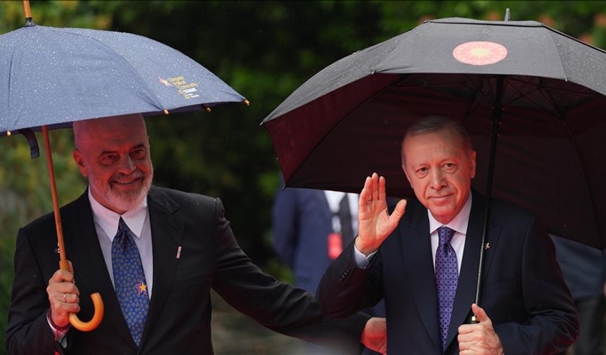 Avrupa Siyasi Topluluğu 6. Zirvesi Tiran'da başladı