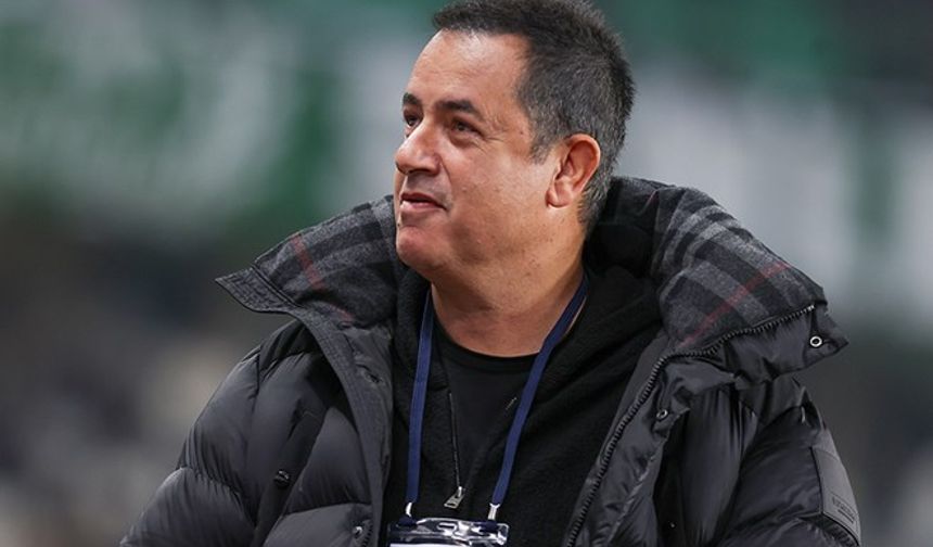 Fenerbahçe Asbaşkanı Acun Ilıcalı Yönetim Kurulu üyeliğinden ayrıldı