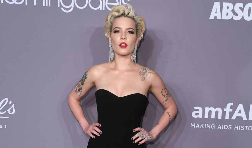 Halsey, İstanbul konseri öncesi Türk dinleyicilerine mesaj gönderdi