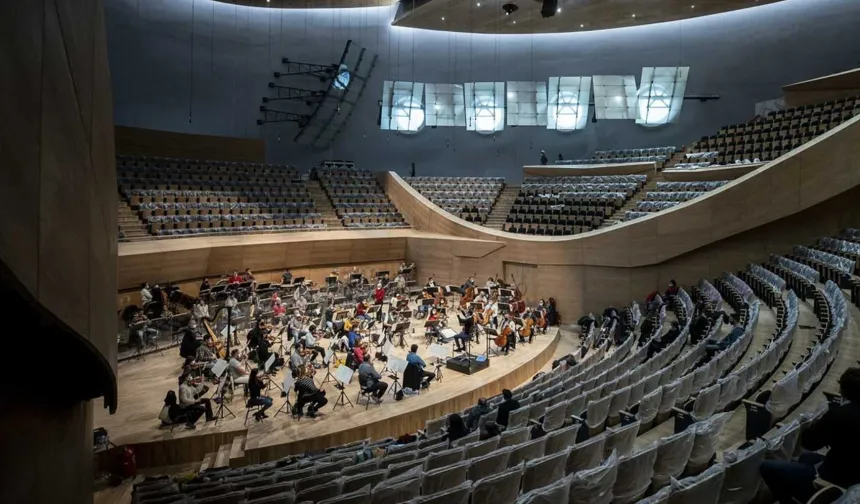 Ödüllü sanatçılar Eryılmaz ve Keskin, CSO Ada Ankara'da sahne alacak