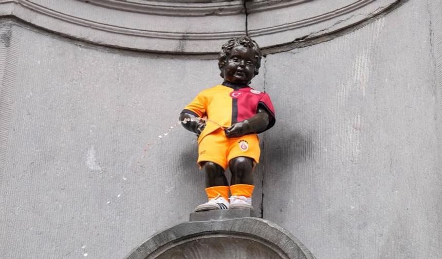 Manneken Pis heykeli, Galatasaray formasını giydi