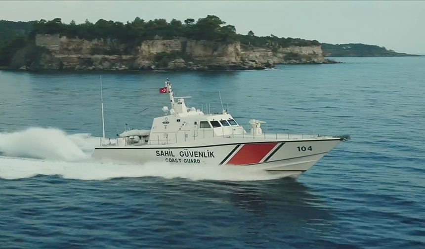 "Kuruluşunun 43. yılını kutlayan Sahil Güvenlik Komutanlığımızı gönülden tebrik ediyorum"