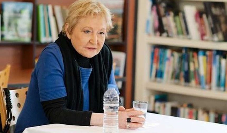 Yazar Pınar Kür hayatını kaybetti