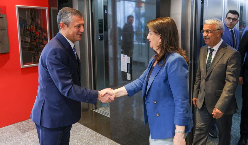 DEM Parti heyetinden Özel’e ziyaret