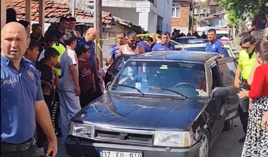 ‘Dur’ ihtarına uymayıp 2'si polis otosu, 4 araca çarpan ehliyetsiz sürücü tutuklandı