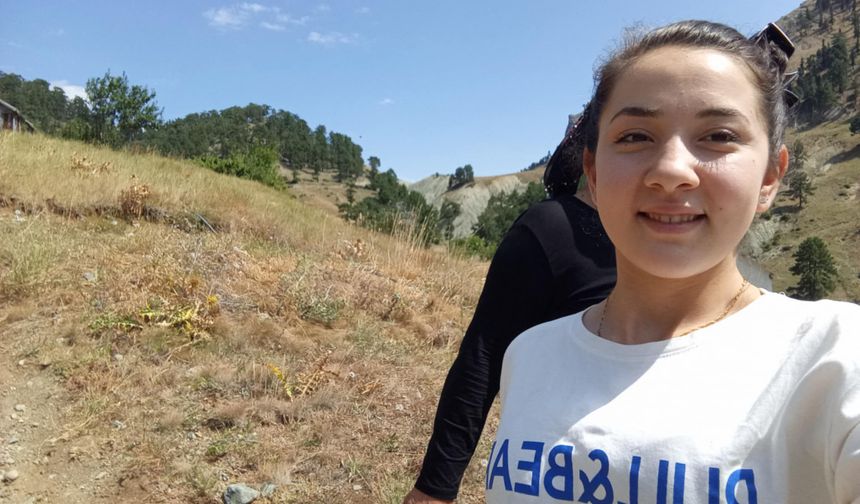 ‘Birazdan gelirim’ diyerek evden çıkan 16 yaşındaki Nesrin'den haber alınamıyor