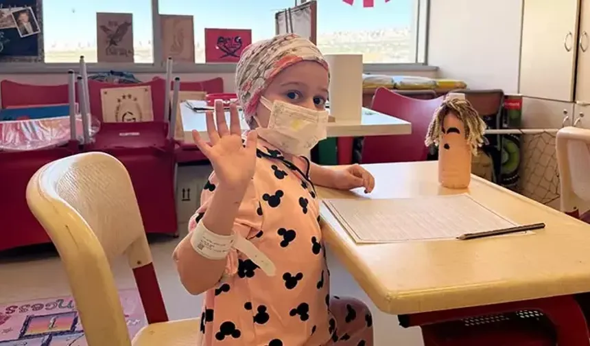 Lösemi tedavisi gören Zeynep, ilkokula hastanede başladı