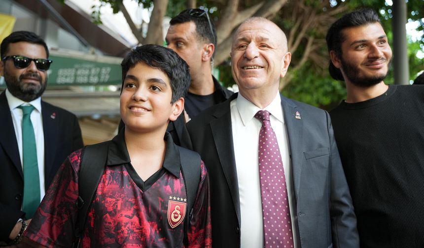 Zafer Partisi Genel Başkanı Özdağ, Adana'da ziyaretlerde bulundu