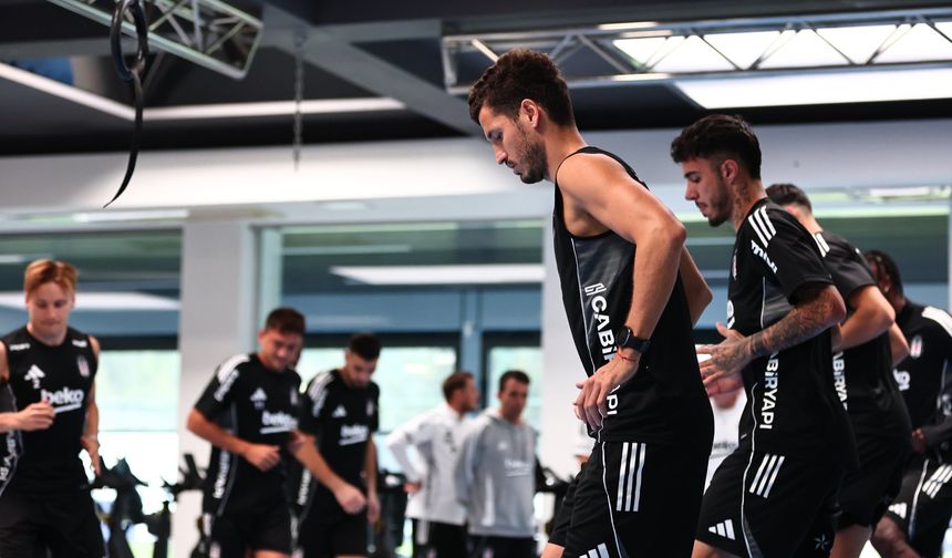 Beşiktaş, Gençlerbirliği maçı hazırlıklarını salonda sürdürdü