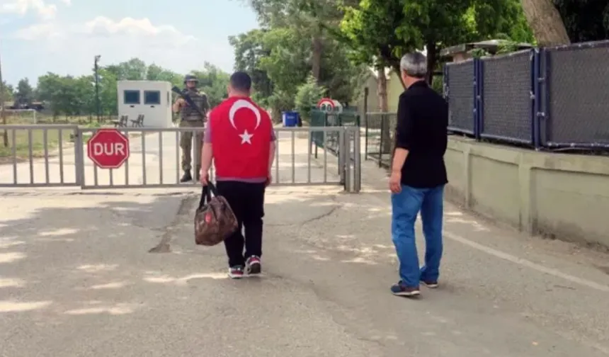Down sendromlu gencin asker olma hayali gerçekleştirildi
