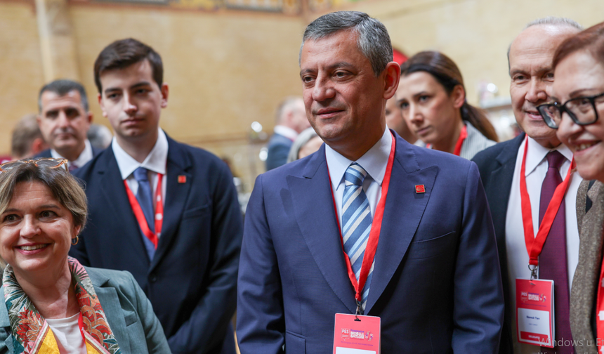 CHP Genel Başkanı Özel, Avrupa Sosyalist Partisi Kongresi'ne katıldı