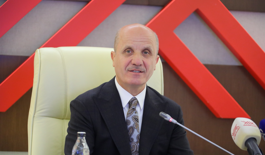 Başarılı üniversite öğrencilerine 3 yılda mezun olma imkanı sağlanacak