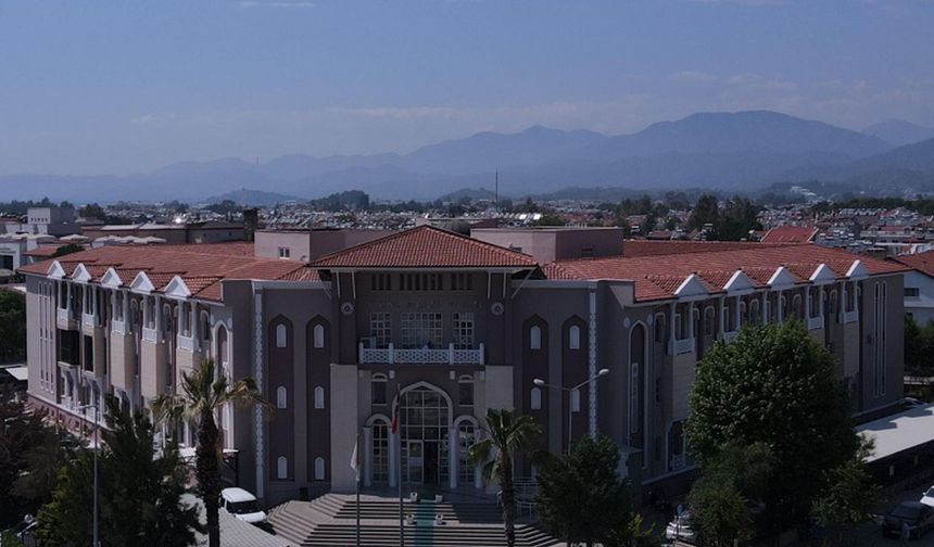 Muğla merkezli 8 ilde göçmen kaçakçılığı operasyonunda 10 tutuklama