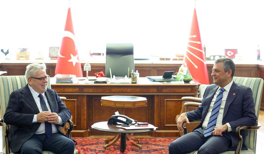 Özgür Özel, AP Raportörü Amor ile bir araya geldi