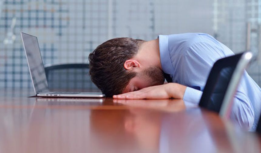 Çalışanların dikkati dağıldıkça stresi artıyor