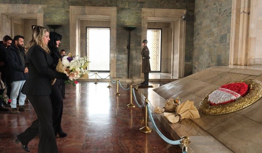 Çatlı film ekibinden Anıtkabir’e ziyaret