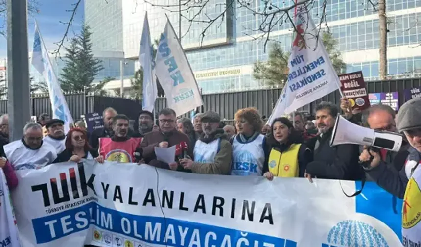 KESK'ten TÜİK önünde basın açıklaması