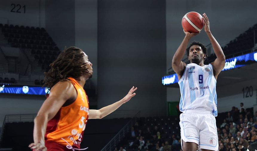 Türk Telekom London Lions karşısında