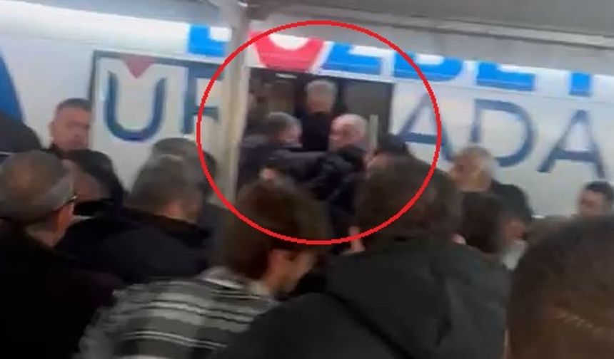 Bursa Büyükşehir Belediye Başkanı Bozbey’e saldırı girişimi; o anlar kamerada