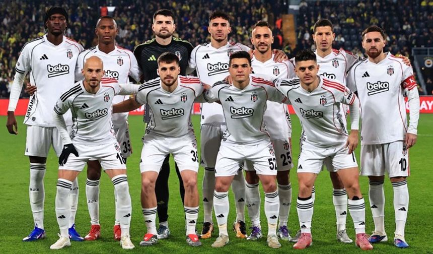 Sergen Yalçın milli futbolcuyla resmen görüştü! Beşiktaş'tan Fenerbahçe'ye transfer çalımı: "Bize gel evlat"