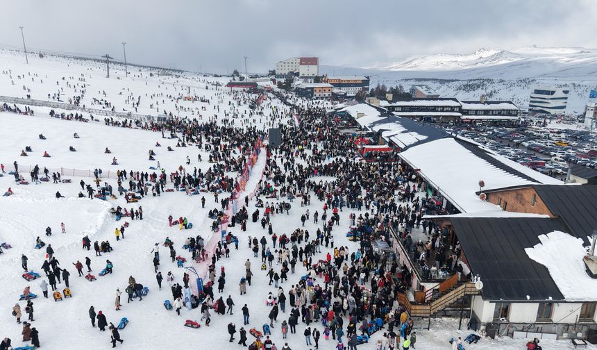 Erciyes, sömestirde 1,2 milyon ziyaretçi ağırladı