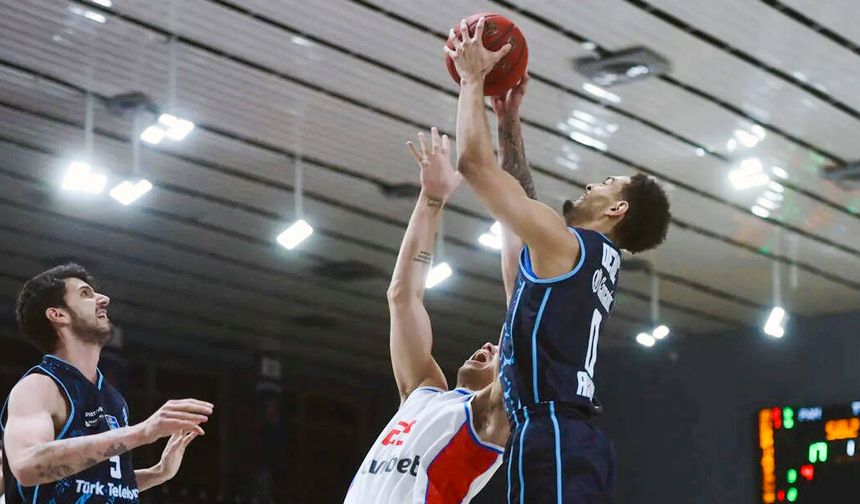 Türk Telekom’dan Atina’da gövde gösterisi