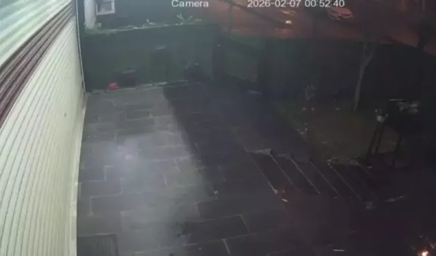 Diyarbakır'da eczaneye silahlı saldırı kamerada