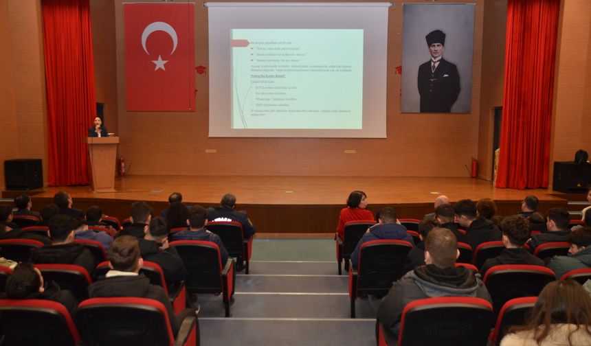 Kahramankazan'da "siber dolandırıcılık" konusunda seminer düzenlendi