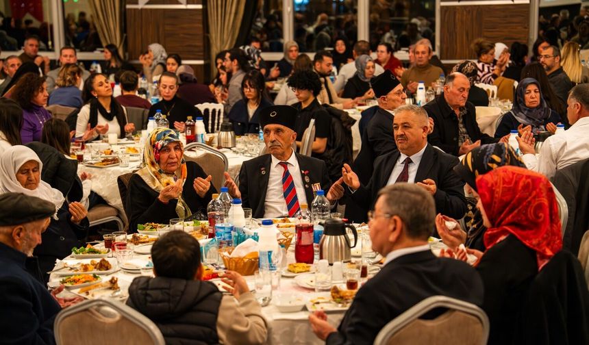 Gölbaşı'nda şehit yakınları ve gaziler iftarda bir araya geldi