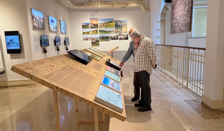 Ankara'da 'Kuşbakışı Filistin' sergisi ziyarete açıldı