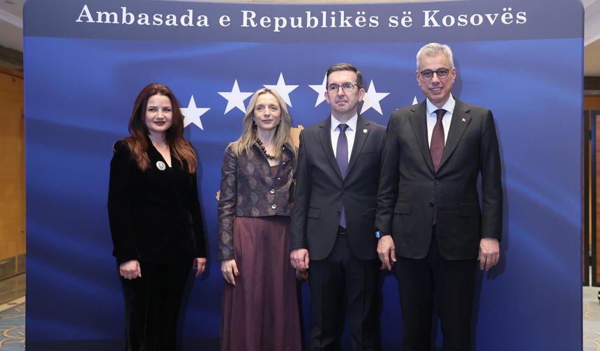 Bakan Memişoğlu: Ülkemizin 'Sağlıkta Dönüşüm Programı' tecrübelerini Kosovalı dostlarımızla paylaştık