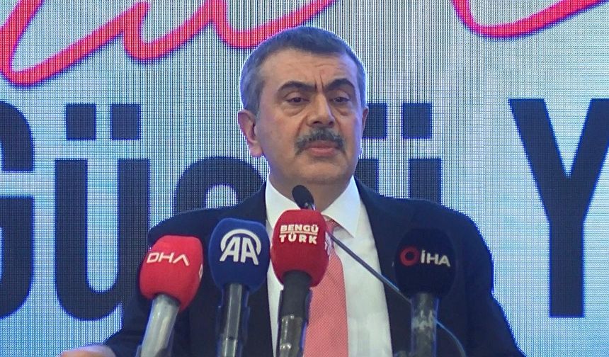 Bakan Tekin: Yaptıklarımızın içerisinde ayrıştırıcı hiçbir şey yok