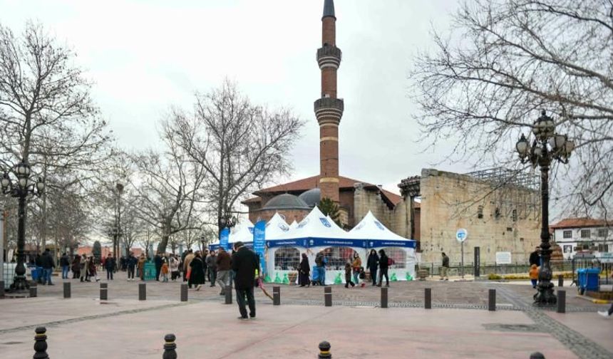 Hacı Bayram-I Veli Camisi’nde Ramazan etkinlikleri ilgiyle sürüyor