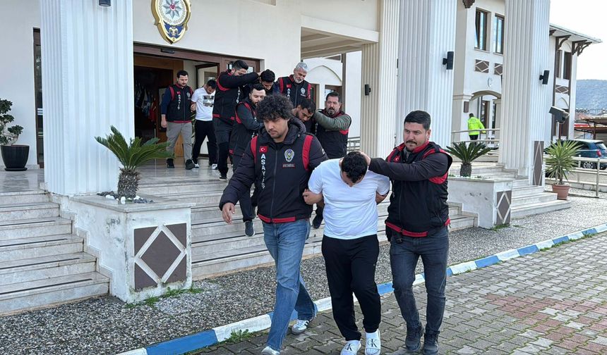 Fethiye’de 2 villaya uyuşturucu baskını: 12 gözaltı