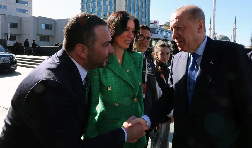 Cumhurbaşkanı Erdoğan: Sizlere bakınca yüksek bir sorumluluk bilinci görüyorum