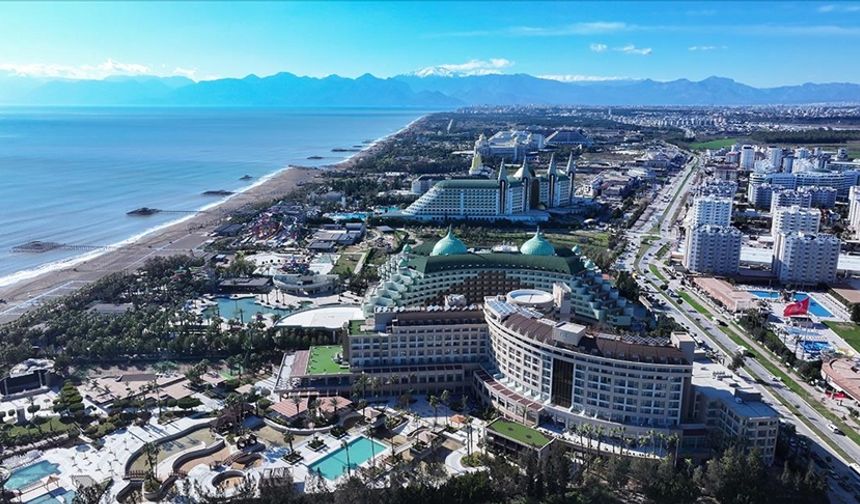 Türkiye turizmde zoru başarıyor