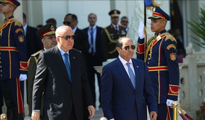 Cumhurbaşkanı Erdoğan Mısır'da