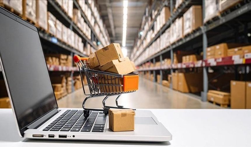 E-ticaret hacminin şubatta 400 milyar lirayı aşması bekleniyor
